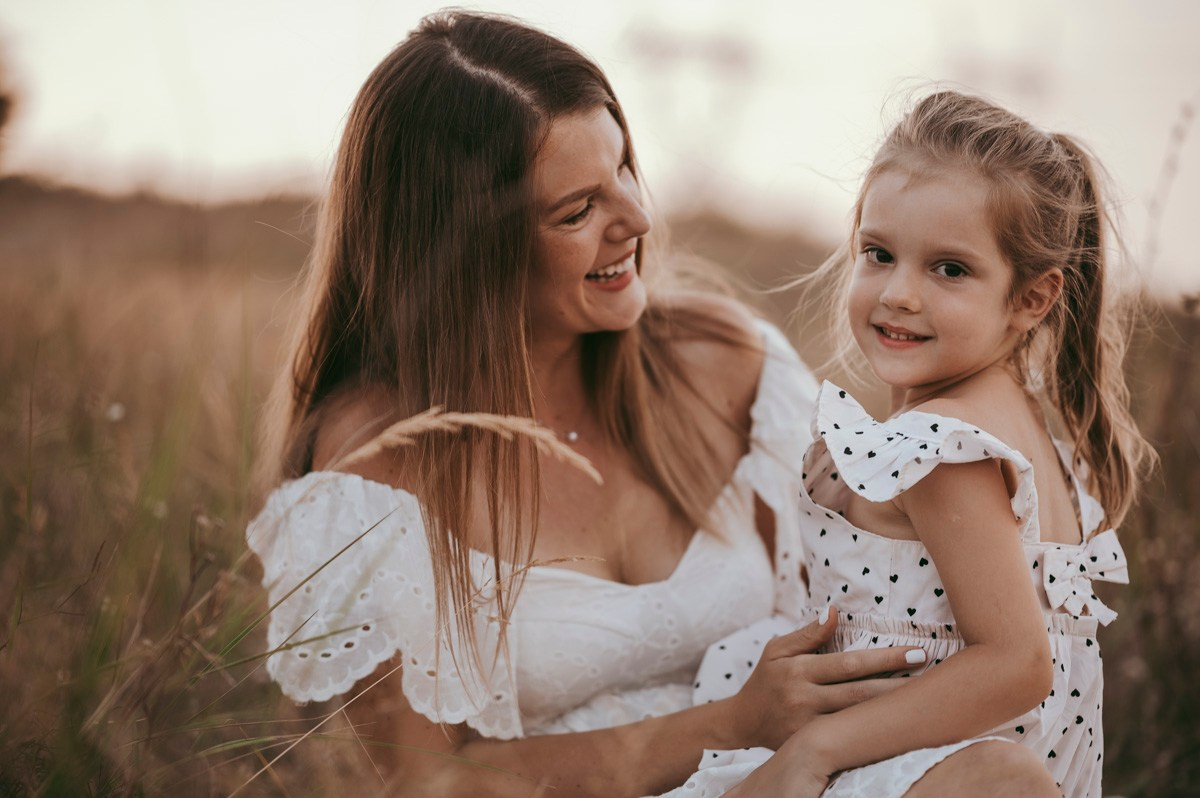 Sonja, Bojan, Nadja i Una / porodicno fotografisanje. Deciji i porodicni fotograf u Beogradu Oksana Skendzic