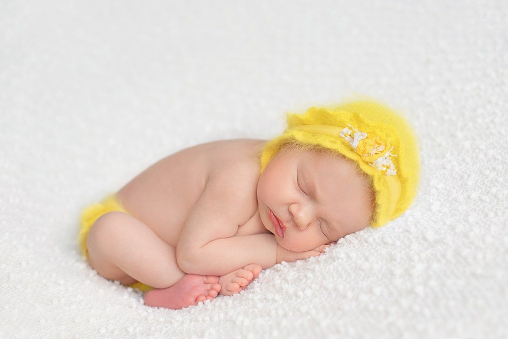 Sesja noworodkowa dla dziewczynki w Trójmieście - Natalia Lucko