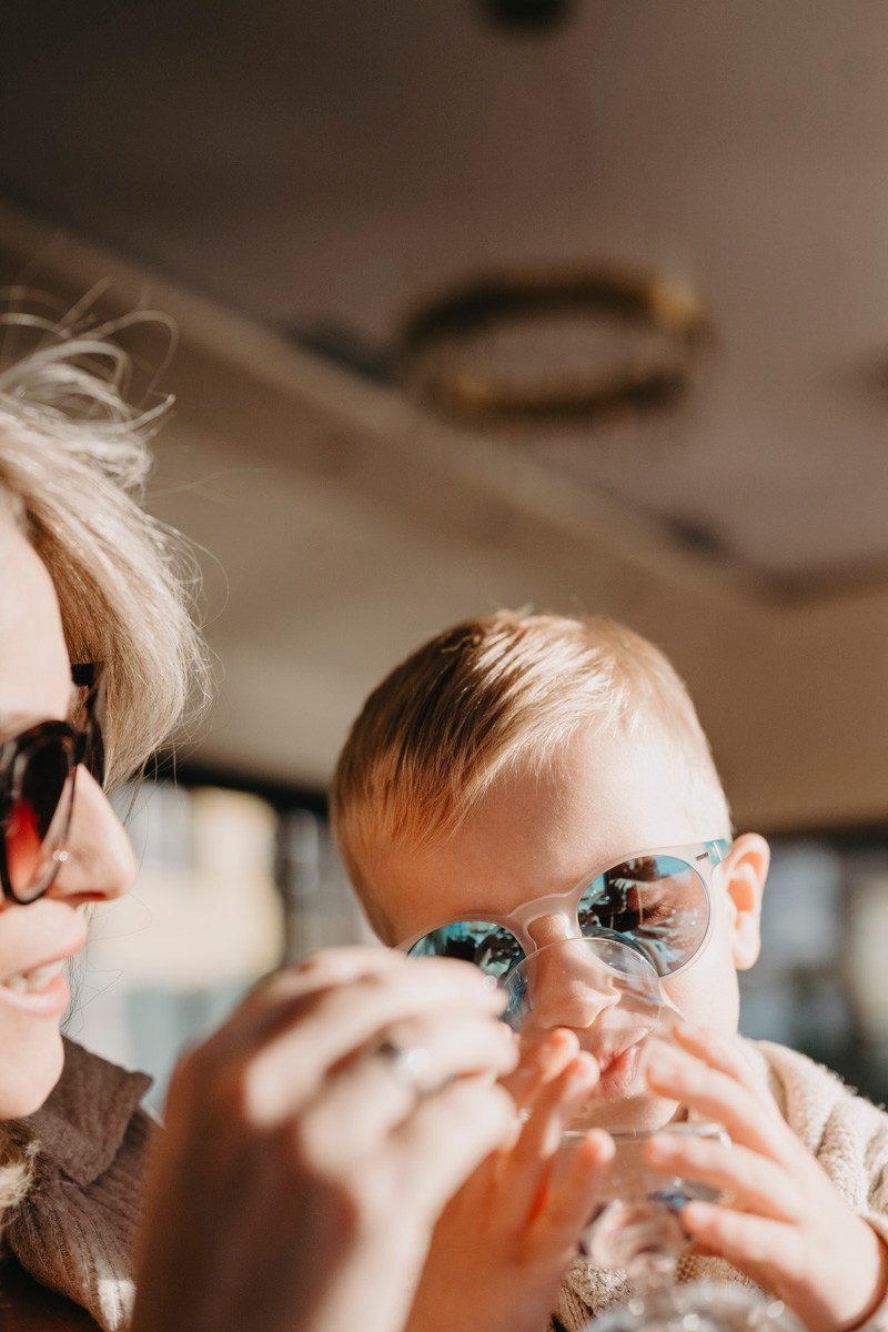 Zlata, Nemanja i Aleksej — porodicno fotografisanje napolju. Deciji i porodicni fotograf u Beogradu Oksana Skendzic