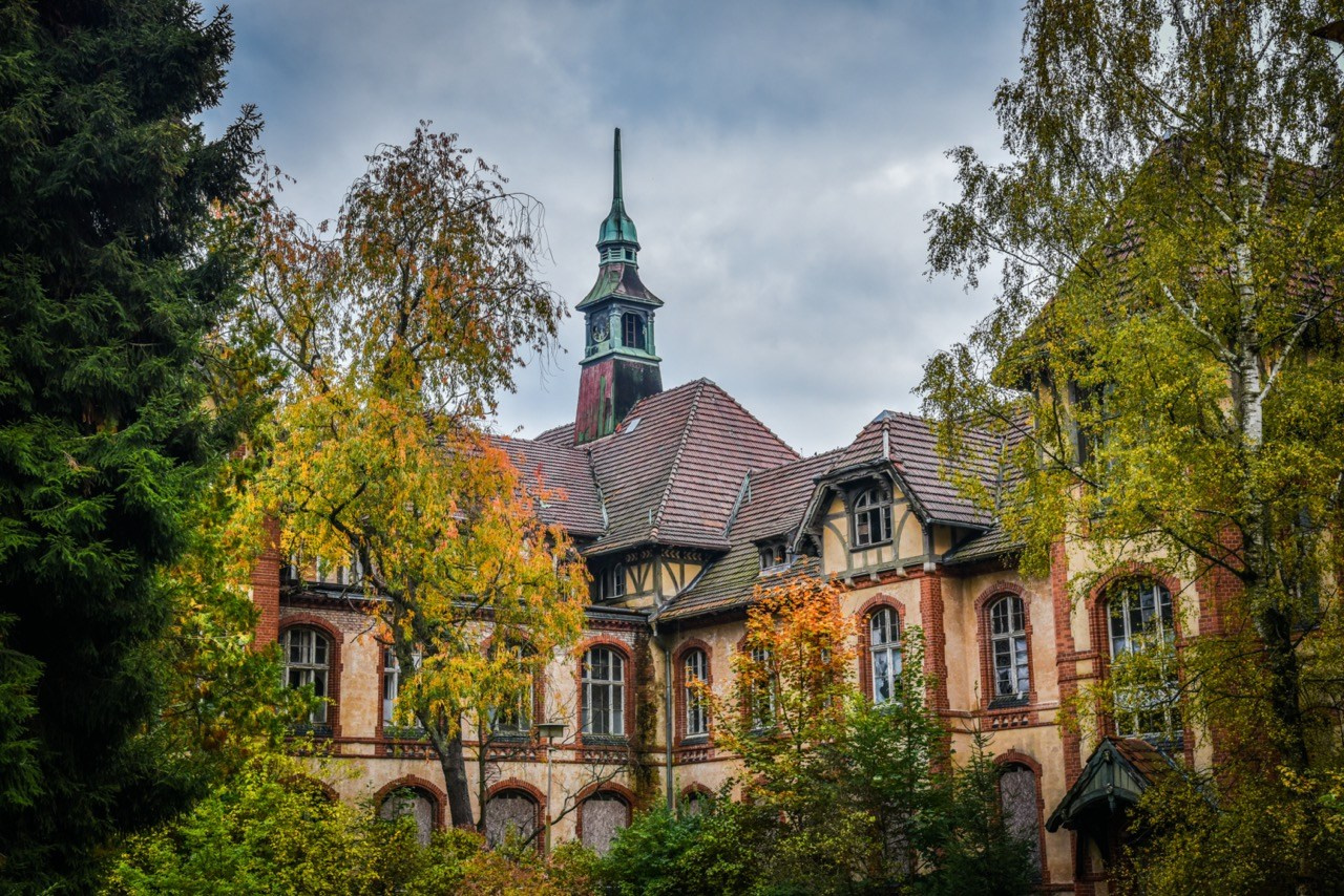 Aesthetic of Chaos. Katerina Kiper Photography