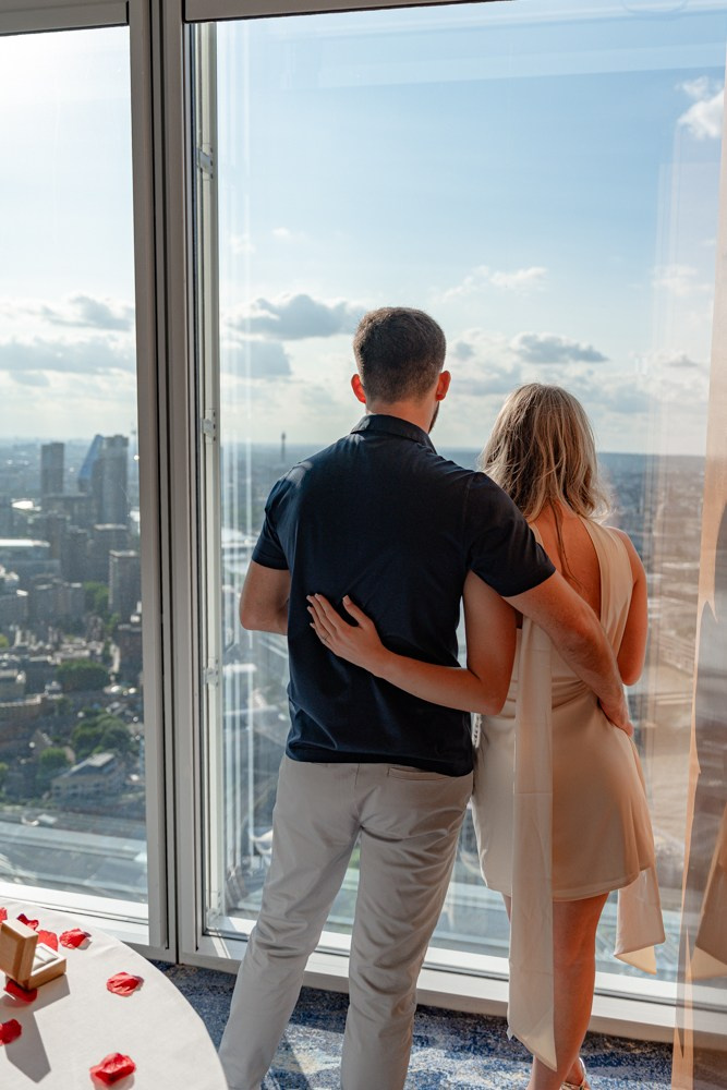 Proposal at the Shard. Tonya Kyrylenko photographer in London