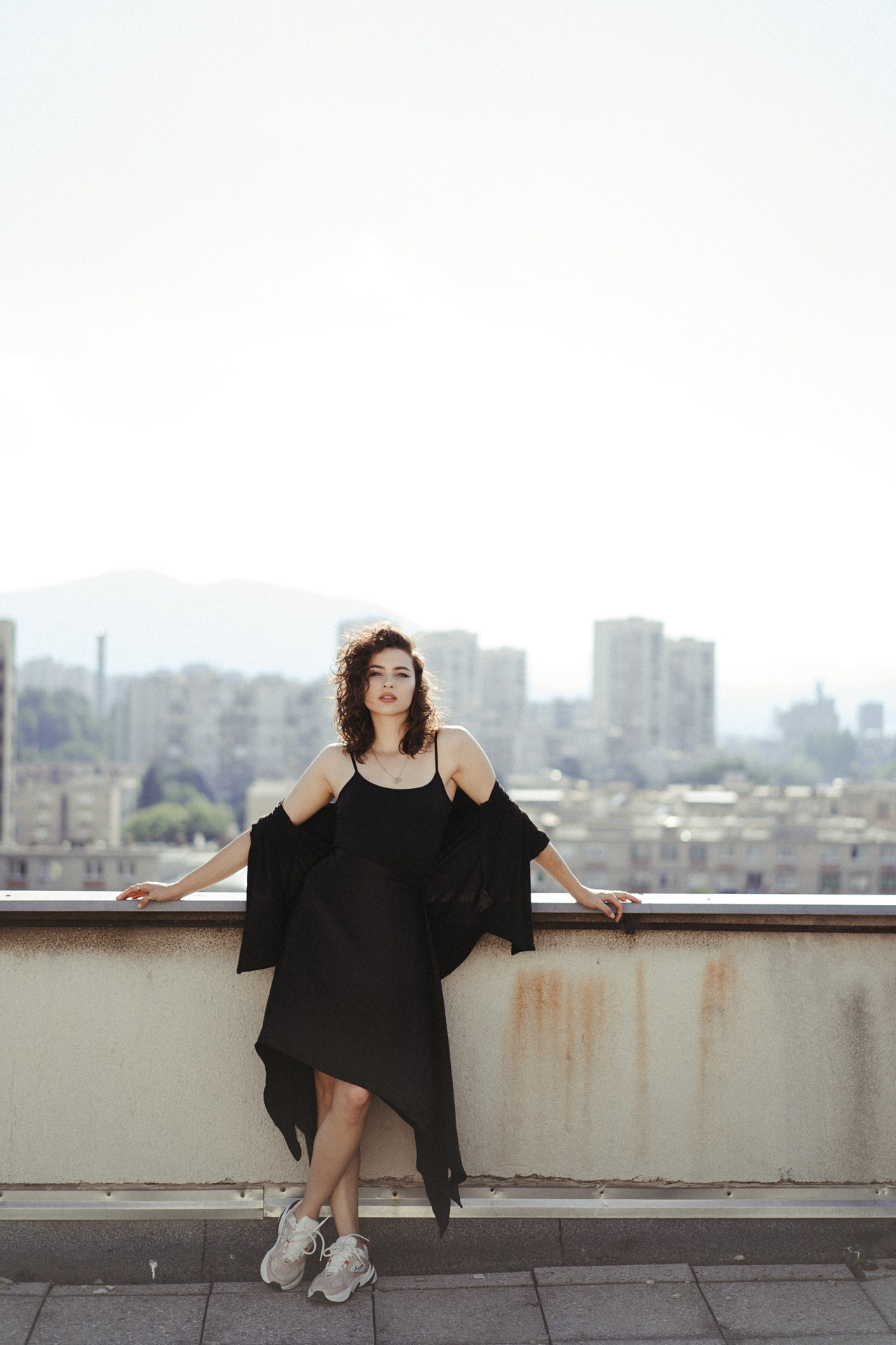 Emina | Rooftop & Night Chill. Profesionalna Fotografija i Videografija | Sarajevo | yasinemir.com