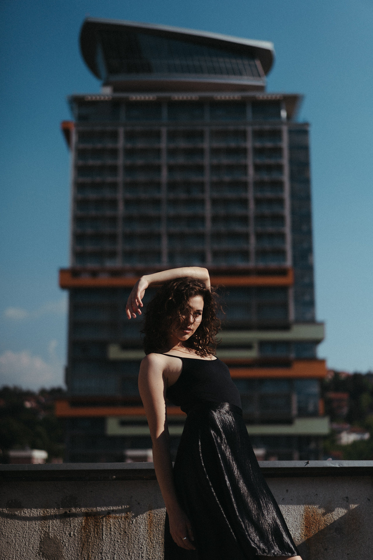 Emina | Rooftop & Night Chill. Profesionalna Fotografija i Videografija | Sarajevo | yasinemir.com