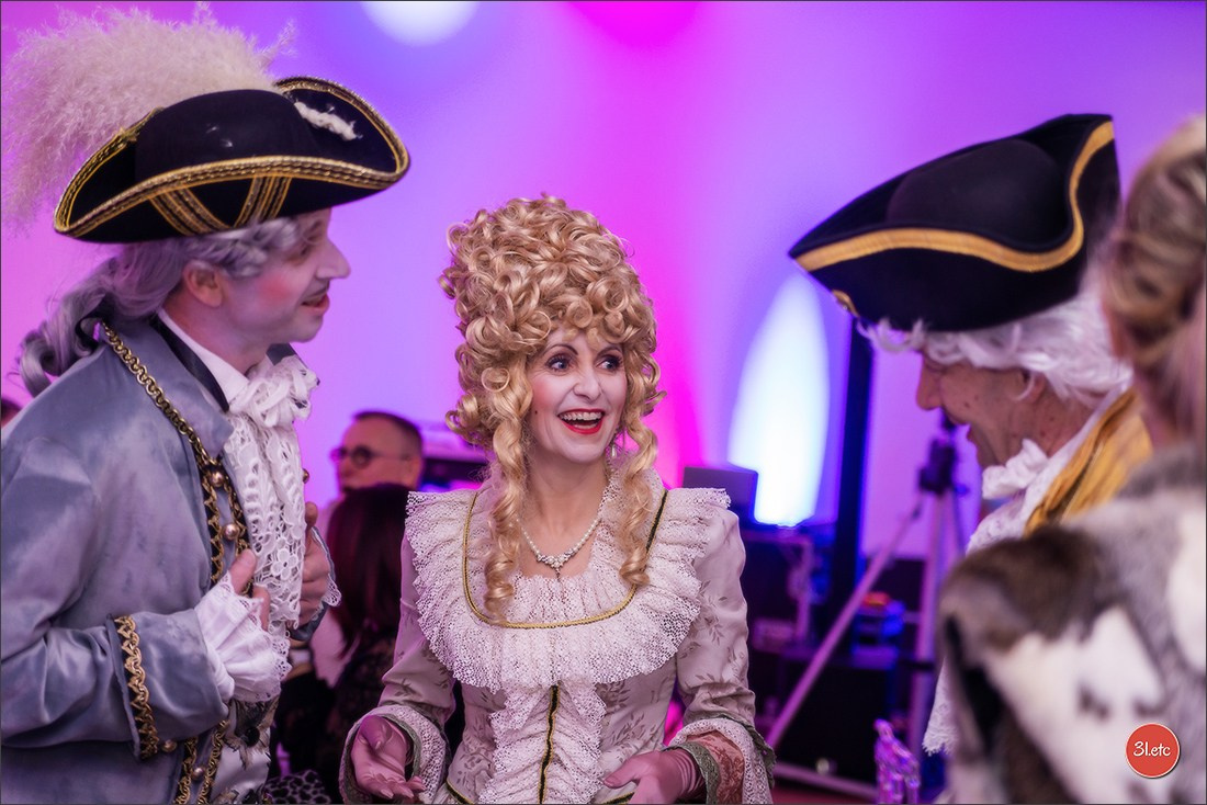 SOIREE CARNAVAL chez Manicook Marché et Restaurant Asiatique. Photographe à Strasbourg | Portraits, Studio, Enfants, Événements