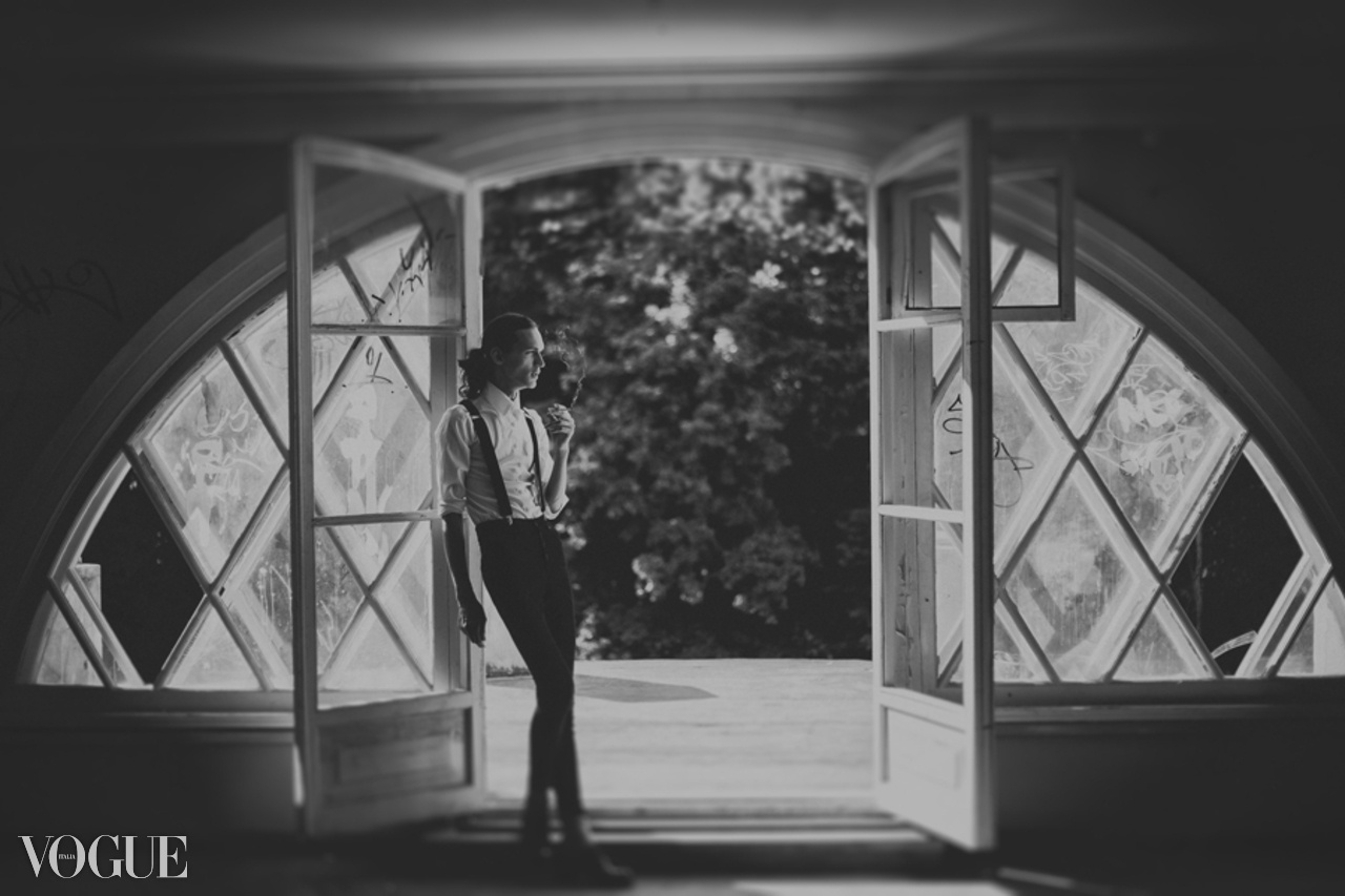 Portrait, fashion and art photography. Wedding and portrait photographer in Poland Vitali Frozen