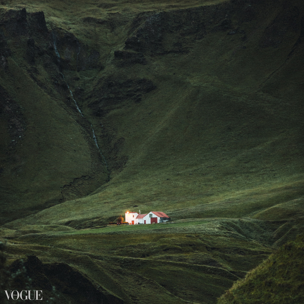 Portrait, fashion and art photography. Wedding and portrait photographer in Poland Vitali Frozen