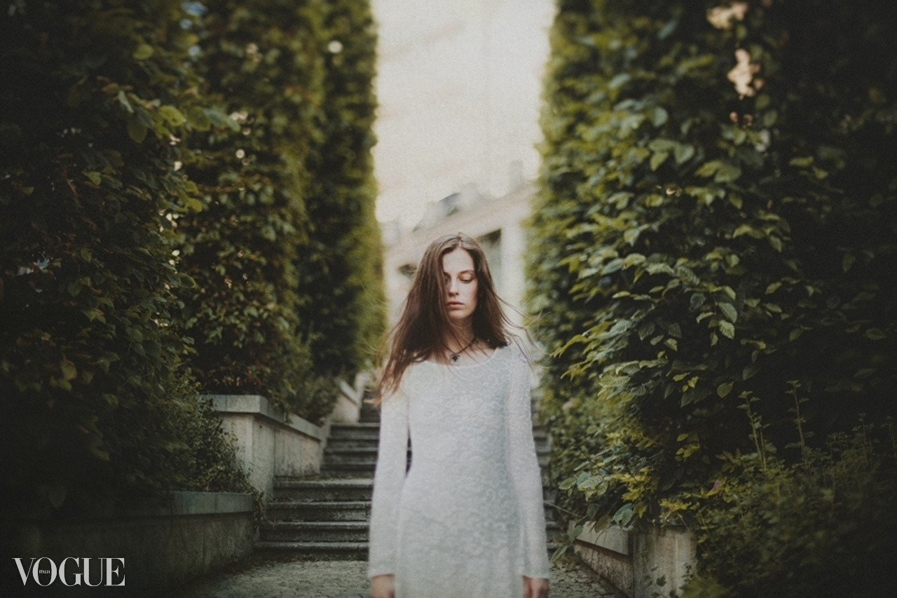 Portrait, fashion and art photography. Wedding and portrait photographer in Poland Vitali Frozen