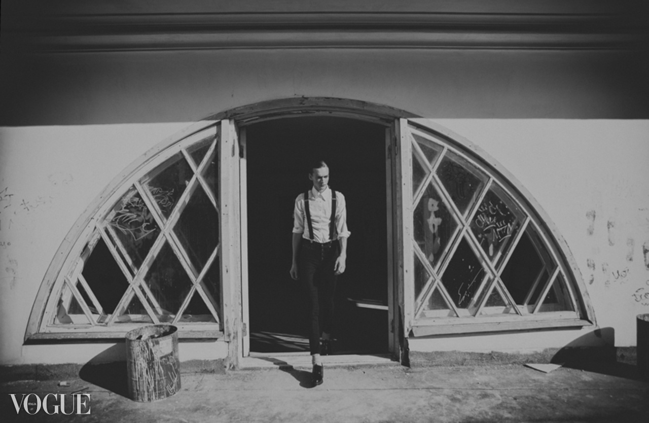 Portrait, fashion and art photography. Wedding and portrait photographer in Poland Vitali Frozen