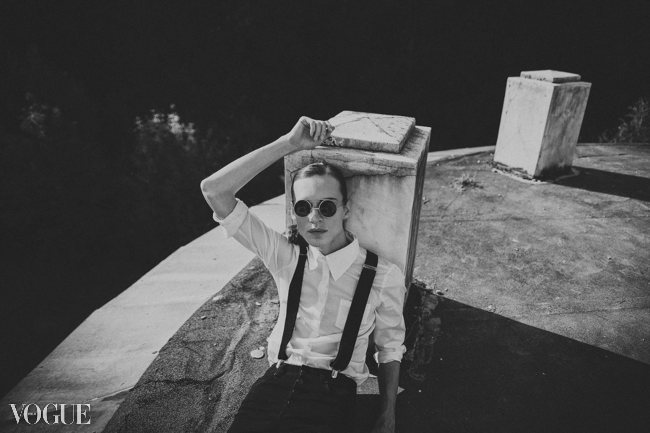 Portrait, fashion and art photography. Wedding and portrait photographer in Poland Vitali Frozen