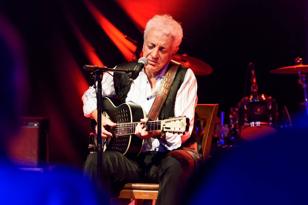 Nastup Doug MacLeod na Danube Blues & Rock Festivalu u novosadskom Firchie Think Tank Studio.