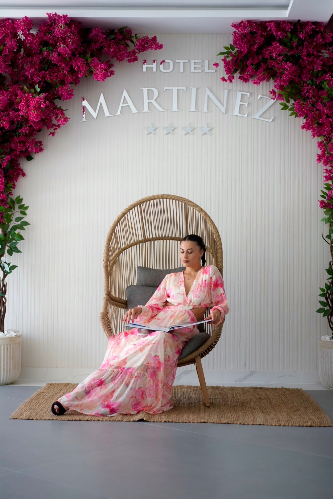 Hotels. Визуално популяризиране на бизнеса в Бургас, Юлия Начева