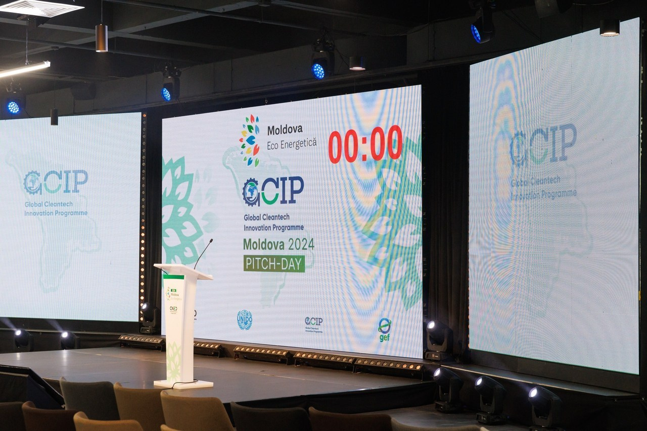 Opinii. Dinumalancea.com — fotograf de nunta si familie. Moldova, Romania, UE