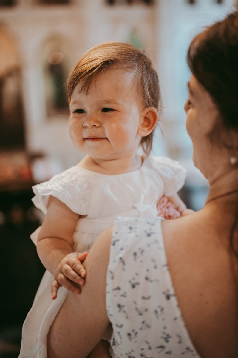 Tarino krstenje. Deciji i porodicni fotograf u Beogradu Oksana Skendzic