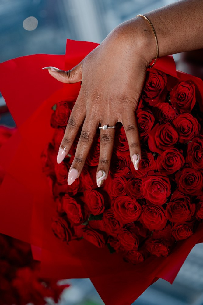 Proposal at the Arena Tower. Tonya Kyrylenko photographer in London