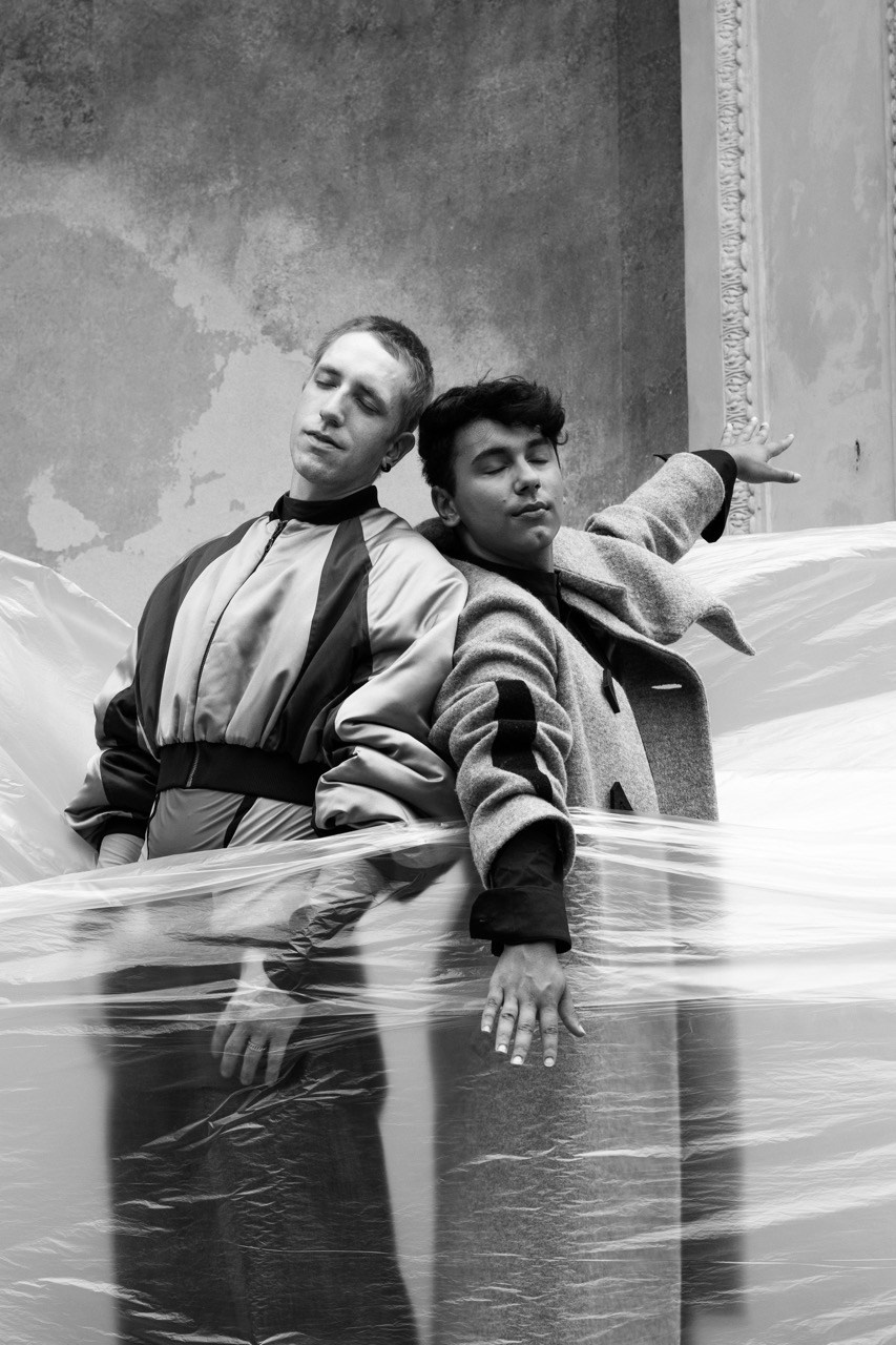 BACKSTAGE. Dana Lišková — Empathetic Photographer | Introspective Artist |Neurodivergent Coach | Founder of Artepy.cz