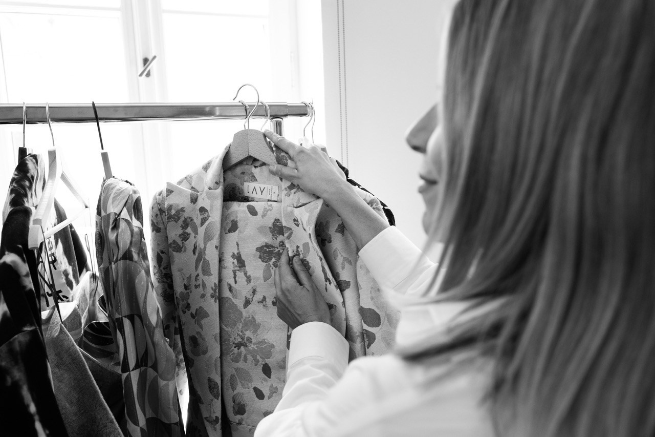 BACKSTAGE. Dana Lišková — Empathetic Photographer | Introspective Artist |Neurodivergent Coach | Founder of Artepy.cz