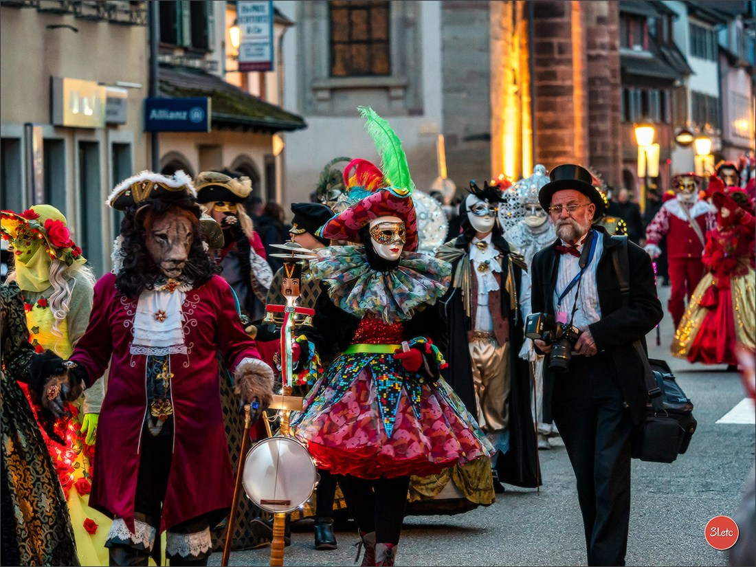 Carnaval venitien de Rosheim 2024. Photographe à Strasbourg | Portraits, Studio, Enfants, Événements