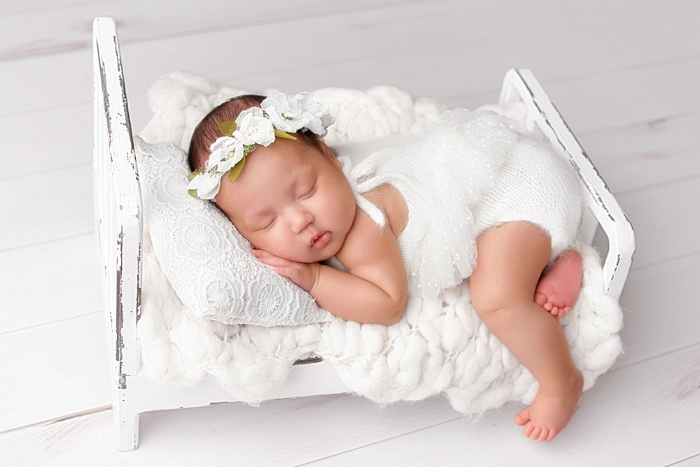 Sesja noworodkowa dla dziewczynki w Trójmieście - Natalia Lucko