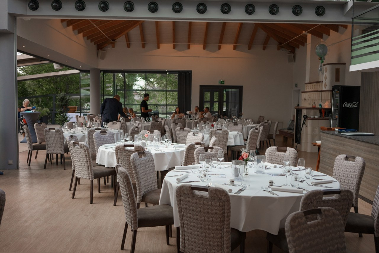 Kirchliche Hochzeit Rheinterrassen Karlsruhe – Noelia & Timo | Hochzeitsfotograf & Videograf