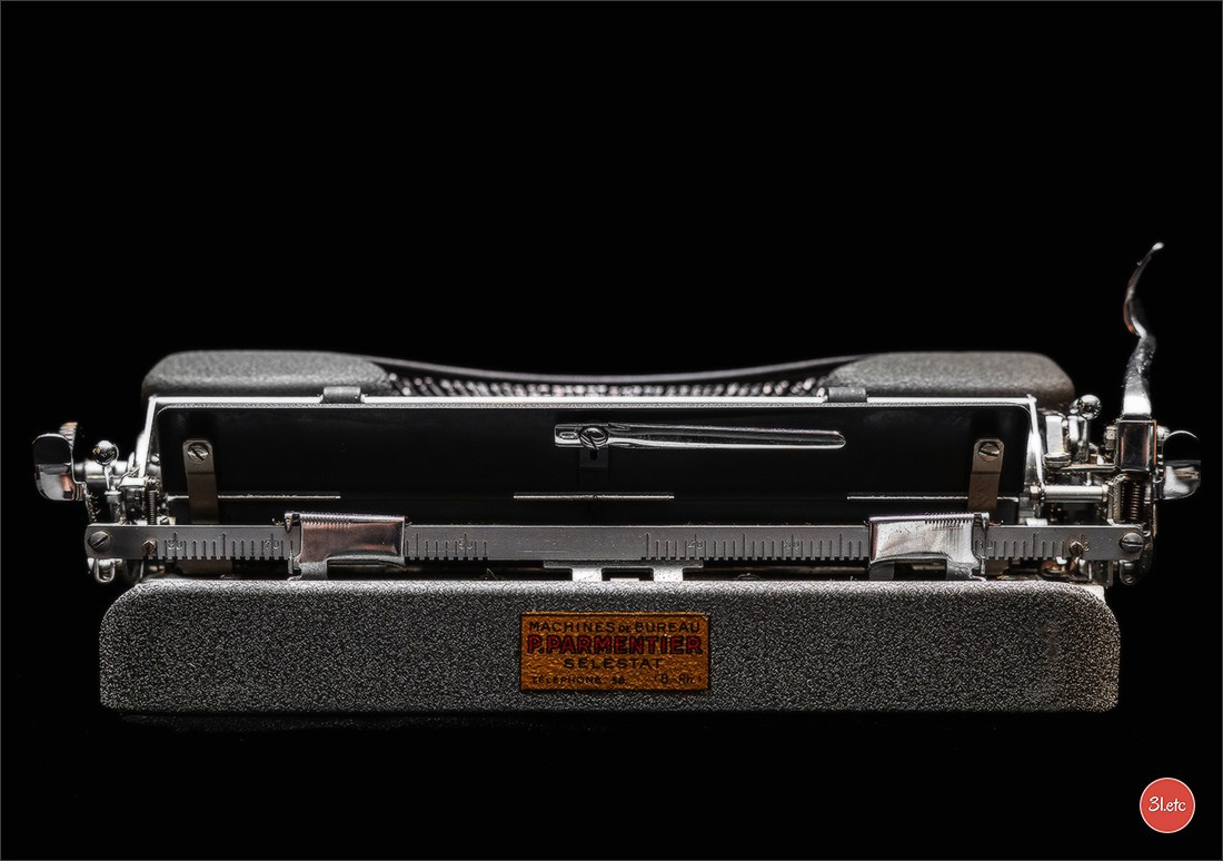 Typewriters photosession. Photographe à Strasbourg | Portraits, Studio, Enfants, Événements