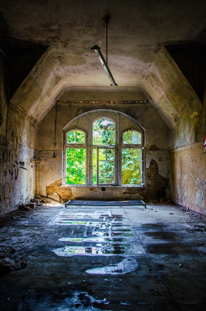 Aesthetic of Chaos. Katerina Kiper Photography