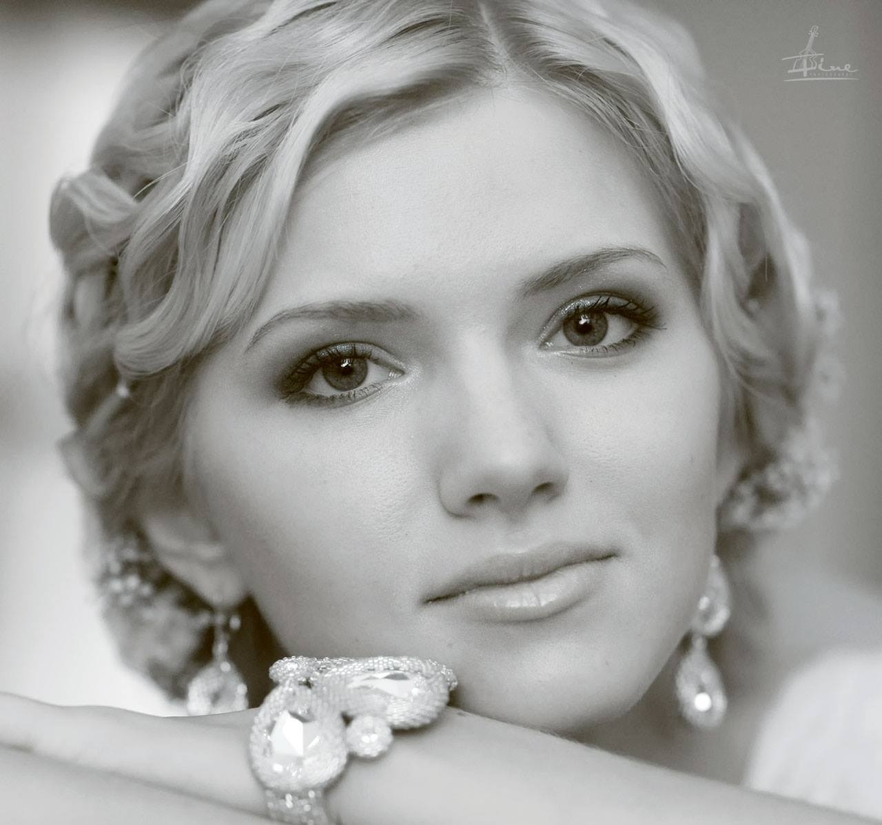 Photographer Zorii. Khanoff production