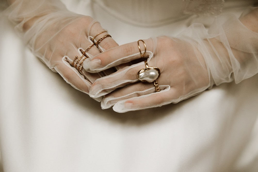 Anna & David (Hochzeitsfotoshooting im Museum). Familien & Hochzeitfotografin Nadja Holzmann