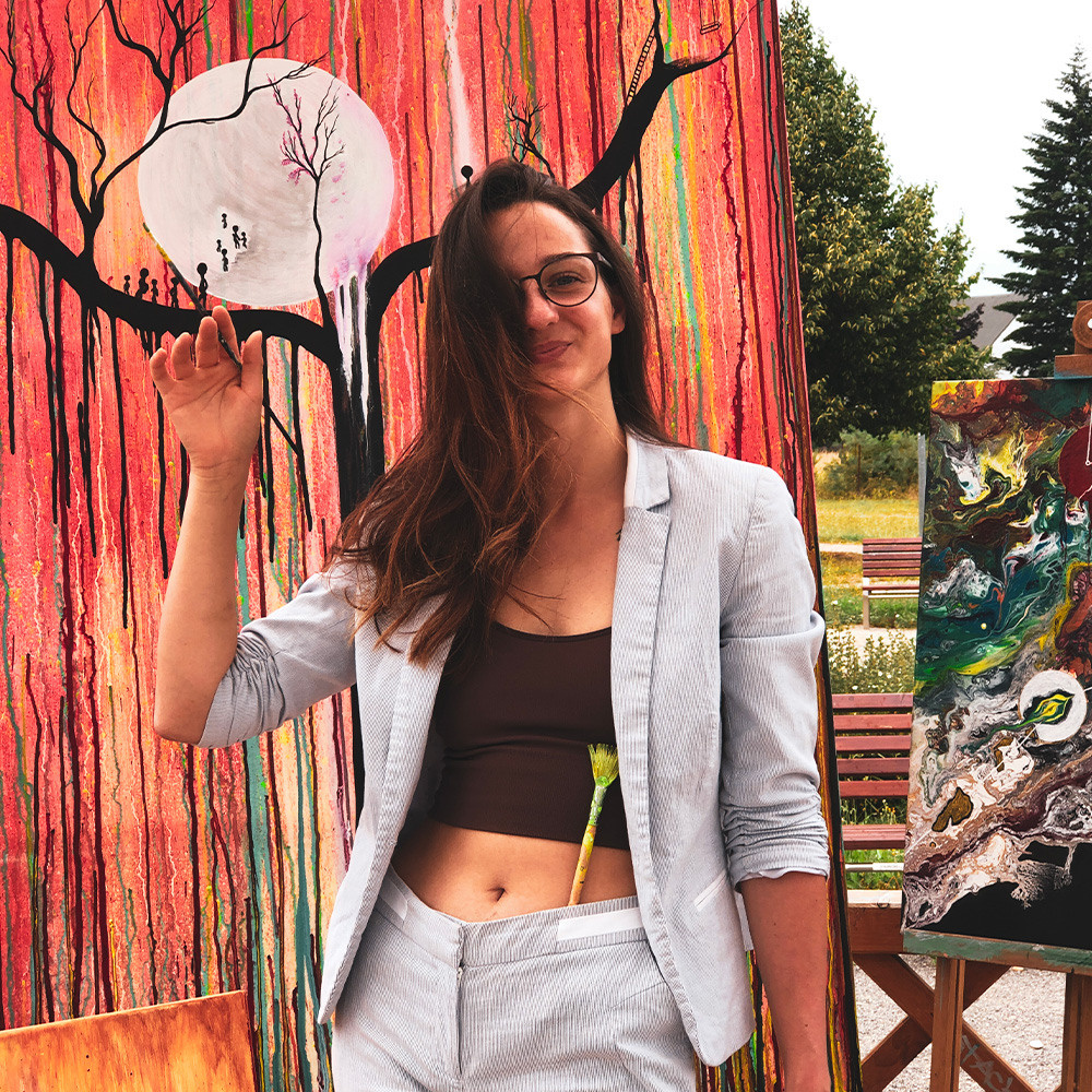 VERNISÁŽ. Dana Lišková — Empathetic Photographer | Introspective Artist |Neurodivergent Coach | Founder of Artepy.cz