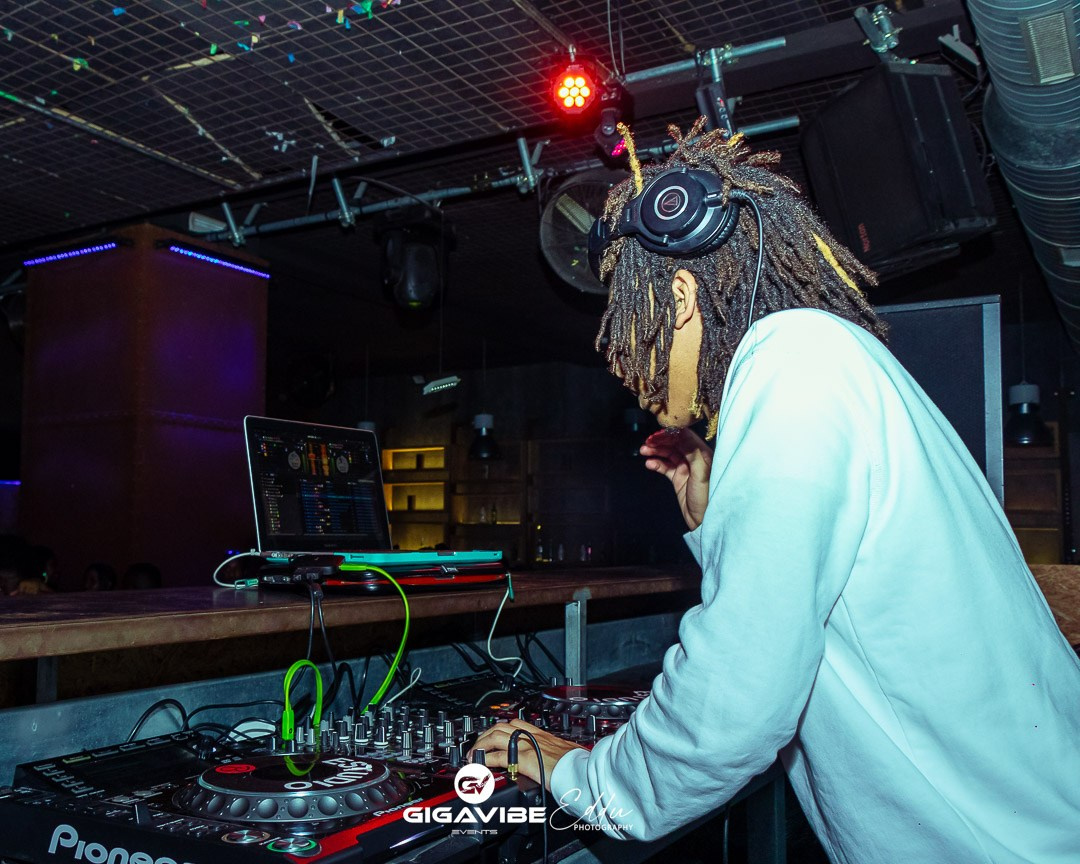 DISCOTECA. Eddu Photography