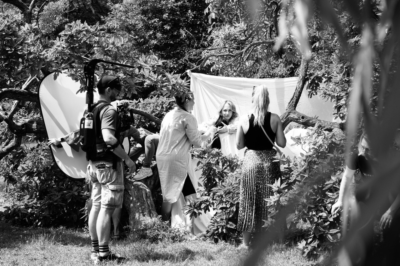 BACKSTAGE. Dana Lišková — Empathetic Photographer | Introspective Artist |Neurodivergent Coach | Founder of Artepy.cz