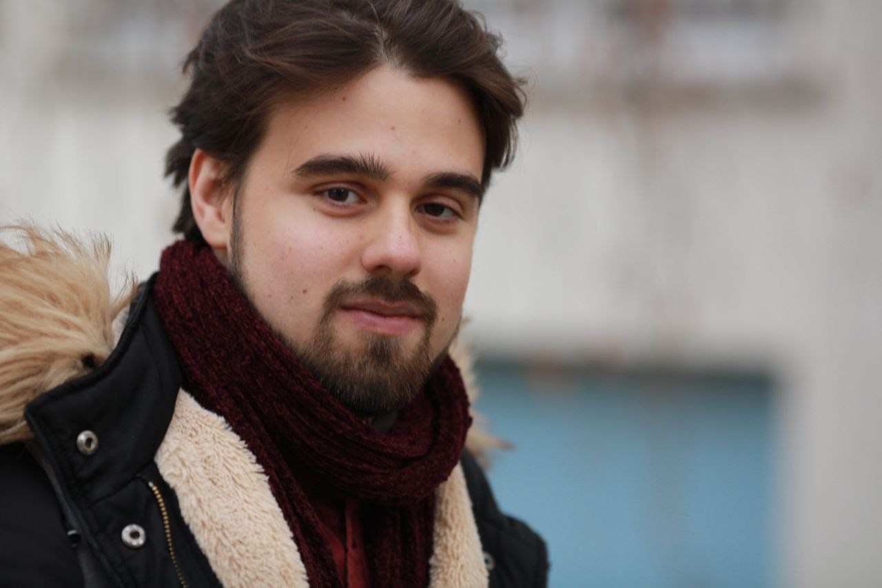 Artem. Portret photographer in Switzerland Artur Magpie