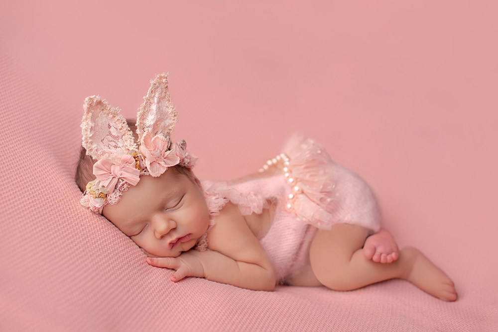 Sesja noworodkowa dla dziewczynki w Trójmieście - Natalia Lucko