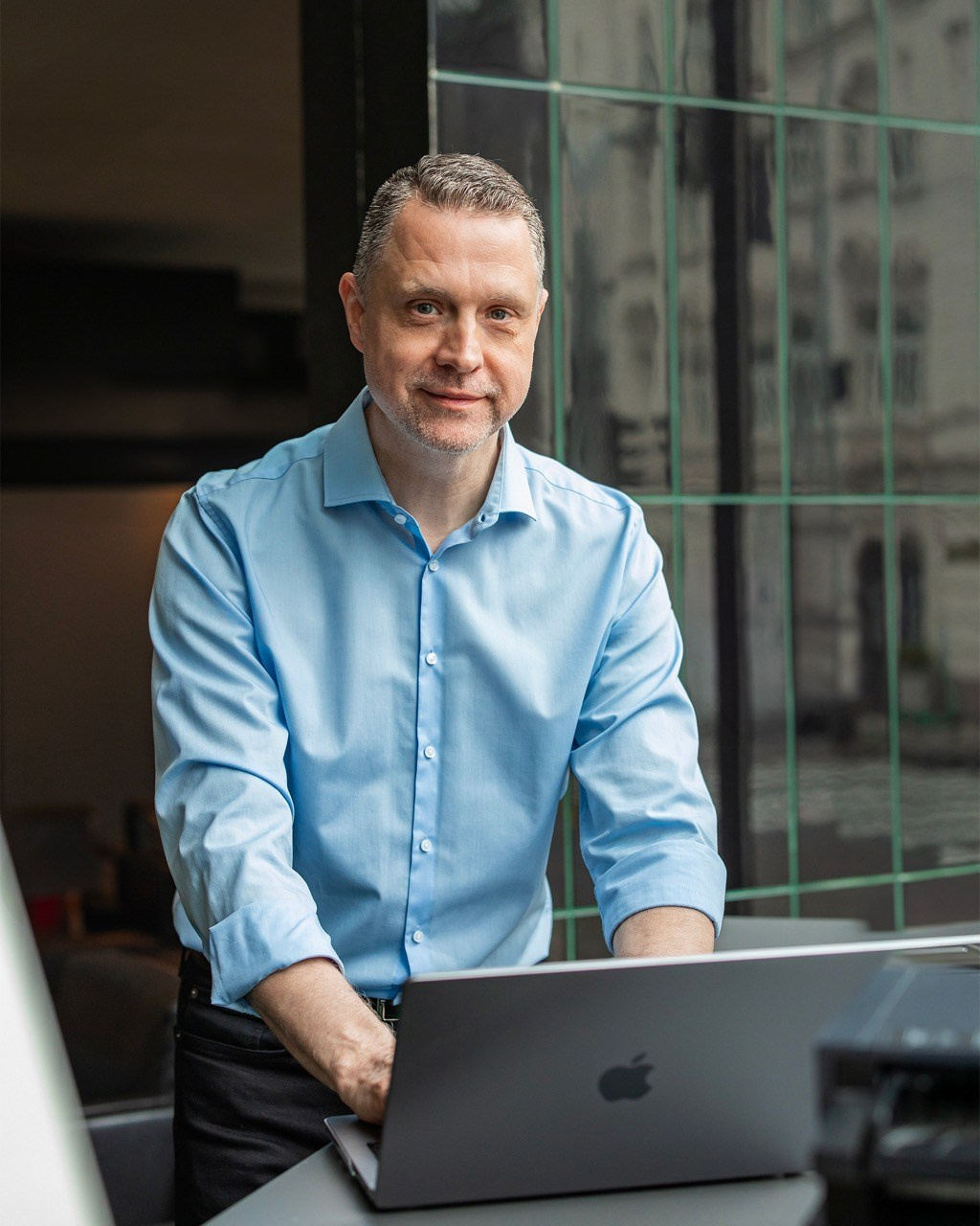 Dana Lišková - Business and Portrait photographer Prague - Brand Photographer Prague - Corporate portraits 