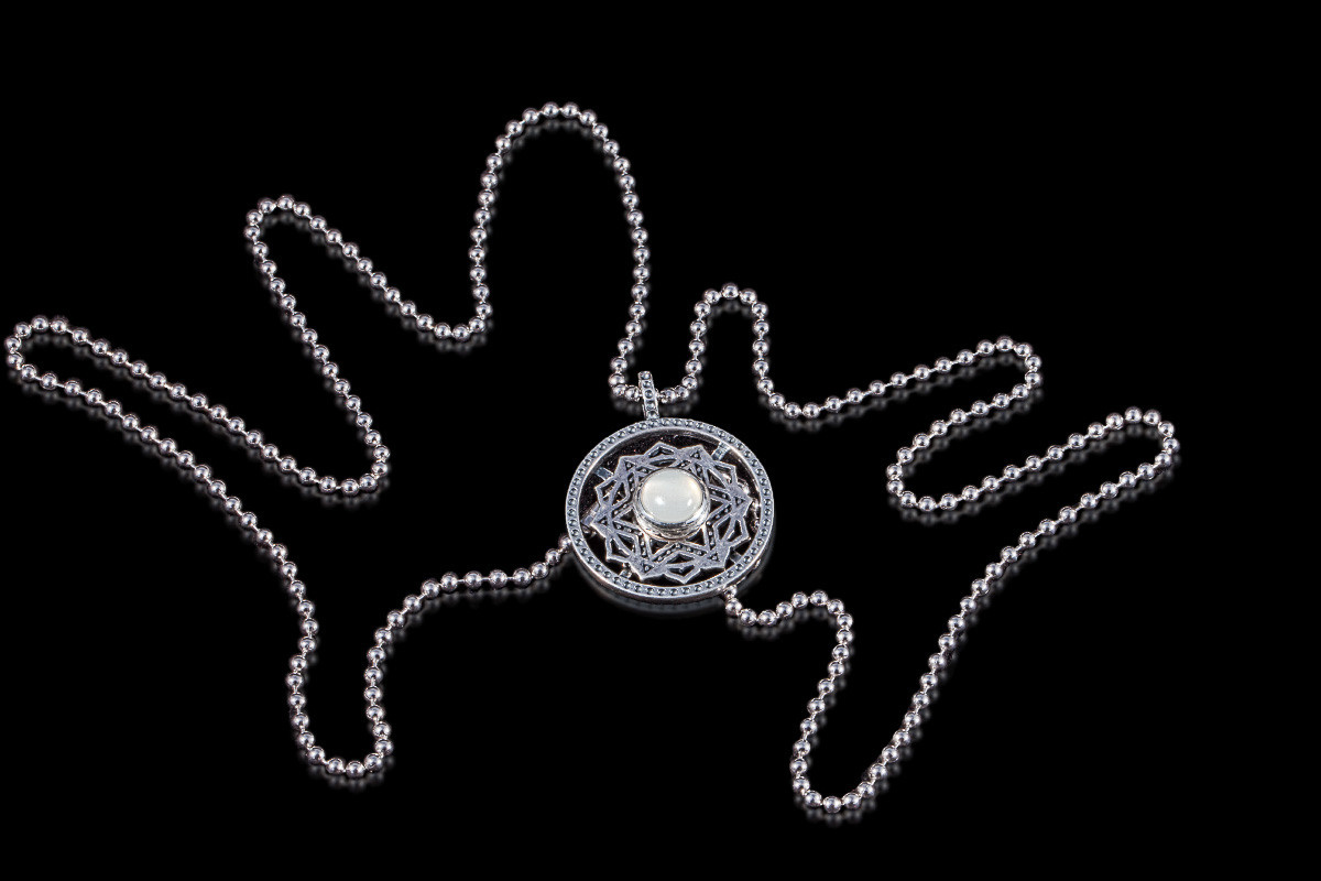 Tuotekuvaus. Kinosura Creative Studio Helsingissa ja Kuopiossa