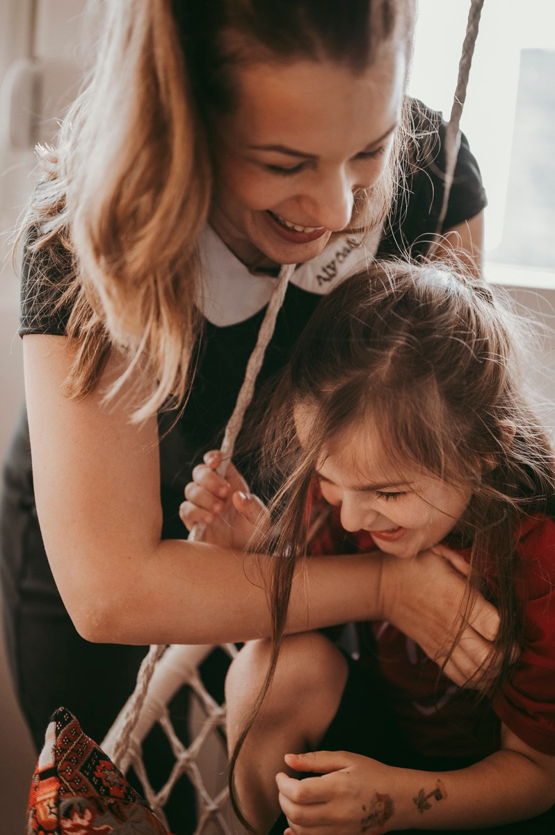 Dobro dosao, Jakove / porodicno fotografisanje kod kuce. Deciji i porodicni fotograf u Beogradu Oksana Skendzic