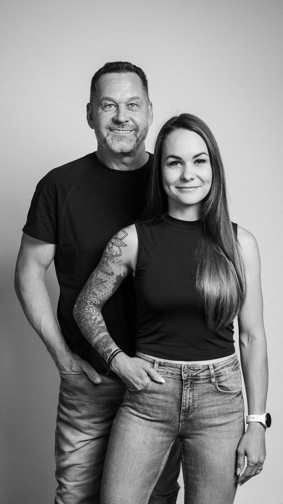 Minimalistické rodinné focení. Lifestyle a rodinná fotografka v Pisku Oxana Telupilova