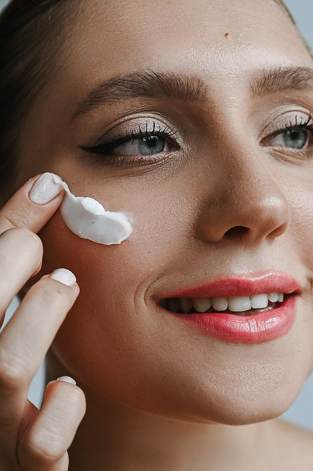 Skin&Care beauty shop. ANNA-MARIA PHOTO CONTENT CREATOR — фотограф, естет, художник і візуальний експерт Instagram у Празі