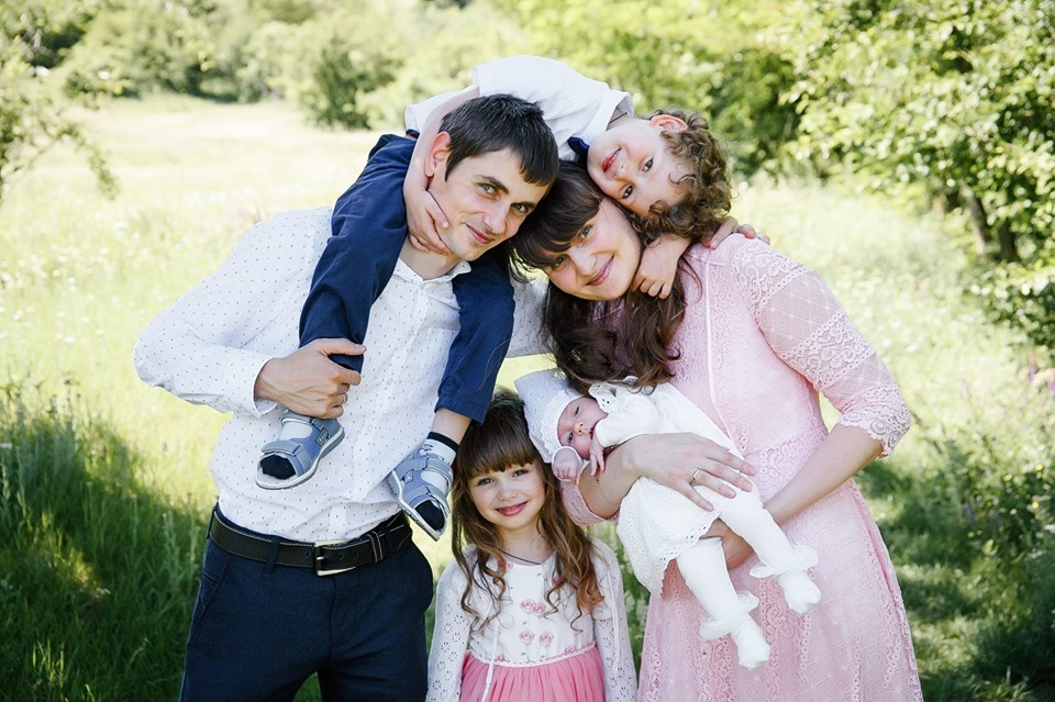 Family and pregnancy. Iurkovski PHOTOGRAPHY in Europe. Luxury destination weddings and events