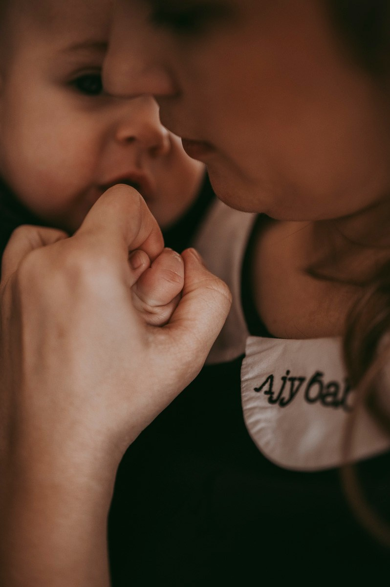 Filipova prva proslava rodjendan kod kuce. Deciji i porodicni fotograf u Beogradu Oksana Skendzic