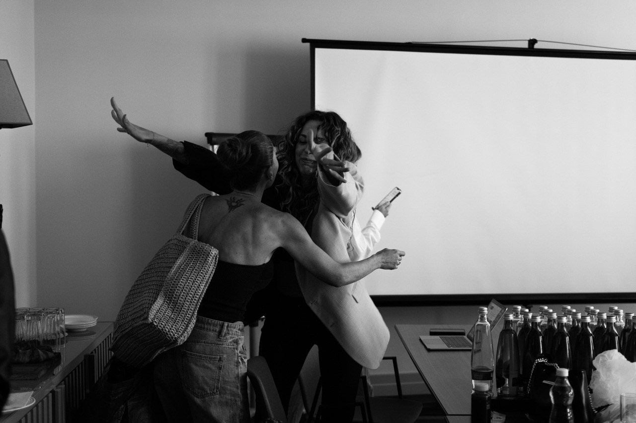 BACKSTAGE. Dana Lišková — Empathetic Photographer | Introspective Artist |Neurodivergent Coach | Founder of Artepy.cz