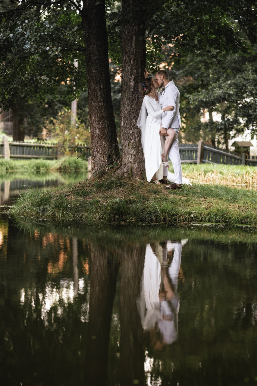 Dana Lišková - Svatební fotografka Praha - Svatební fotograf Praha - Párové fotografie - Svatební portréty 