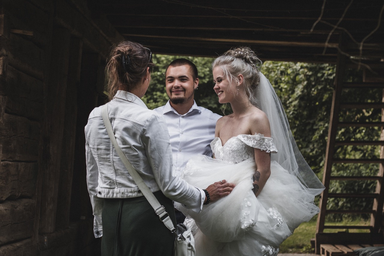 Dana Lišková - Svatební fotografka Praha - Svatební fotograf Praha - Párové fotografie - Svatební portréty 