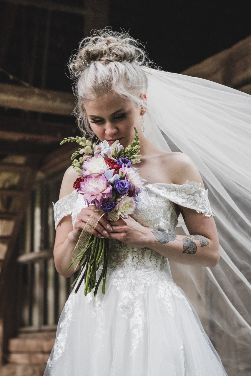 Dana Lišková - Svatební fotografka Praha - Svatební fotograf Praha - Párové fotografie - Svatební portréty 