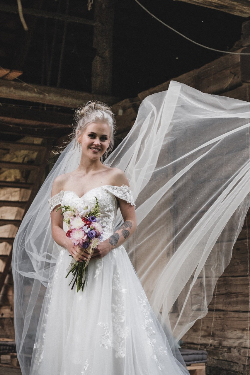 Dana Lišková - Svatební fotografka Praha - Svatební fotograf Praha - Párové fotografie - Svatební portréty 