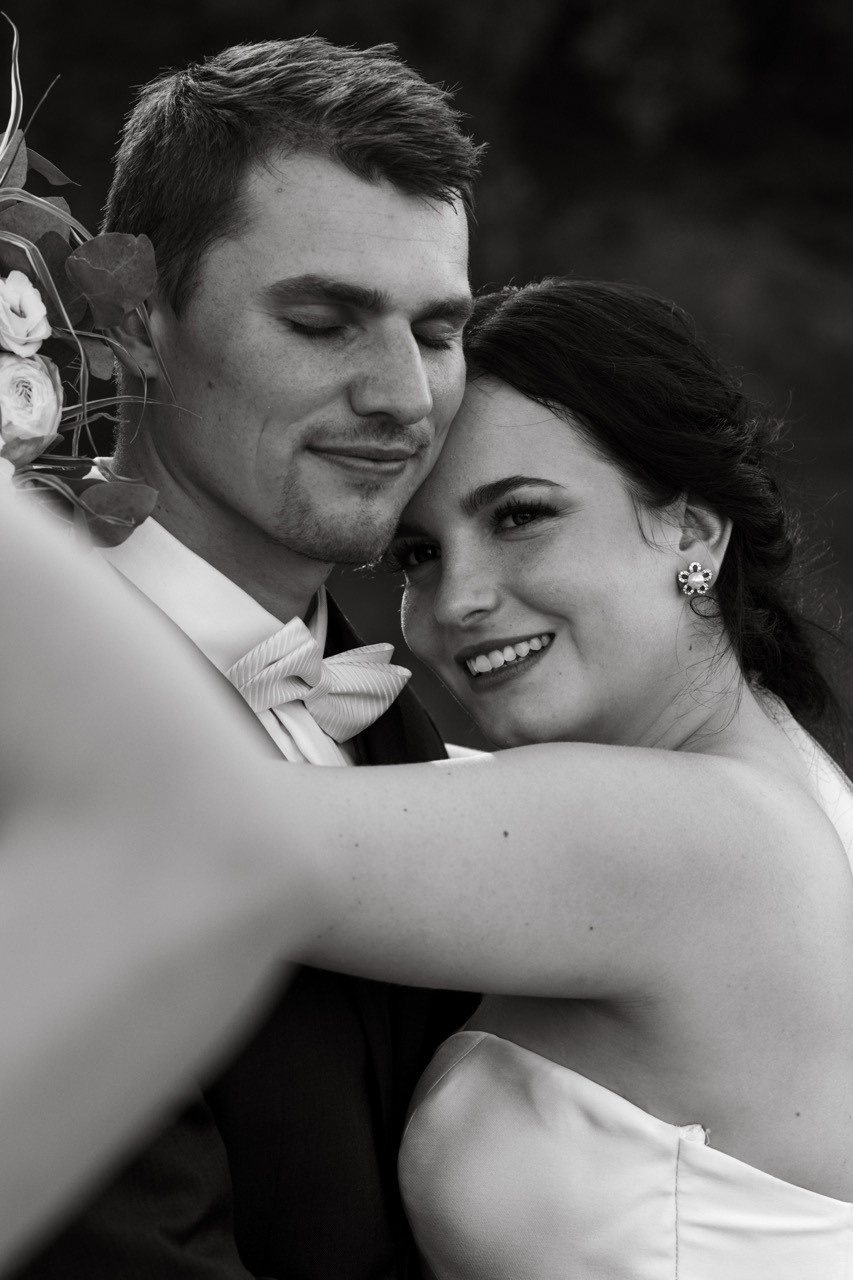 Dana Lišková - Svatební fotografka Praha - Svatební fotograf Praha - Párové fotografie - Svatební portréty 