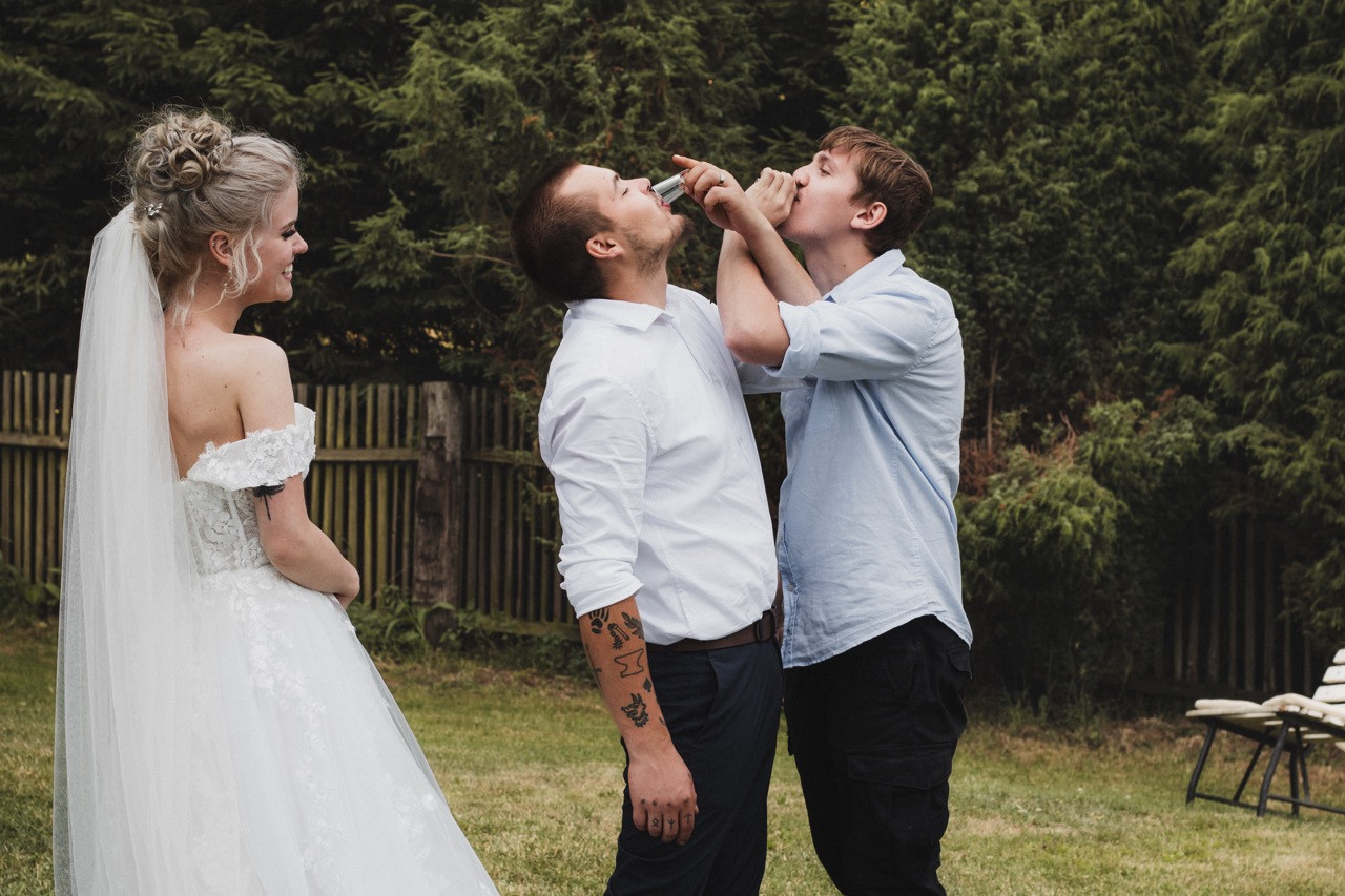 Dana Lišková - Svatební fotografka Praha - Svatební fotograf Praha - Párové fotografie - Svatební portréty 