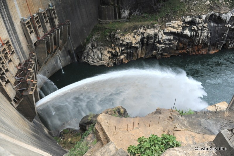 Photos of volunteer work in Mozambique. Simbahalu
