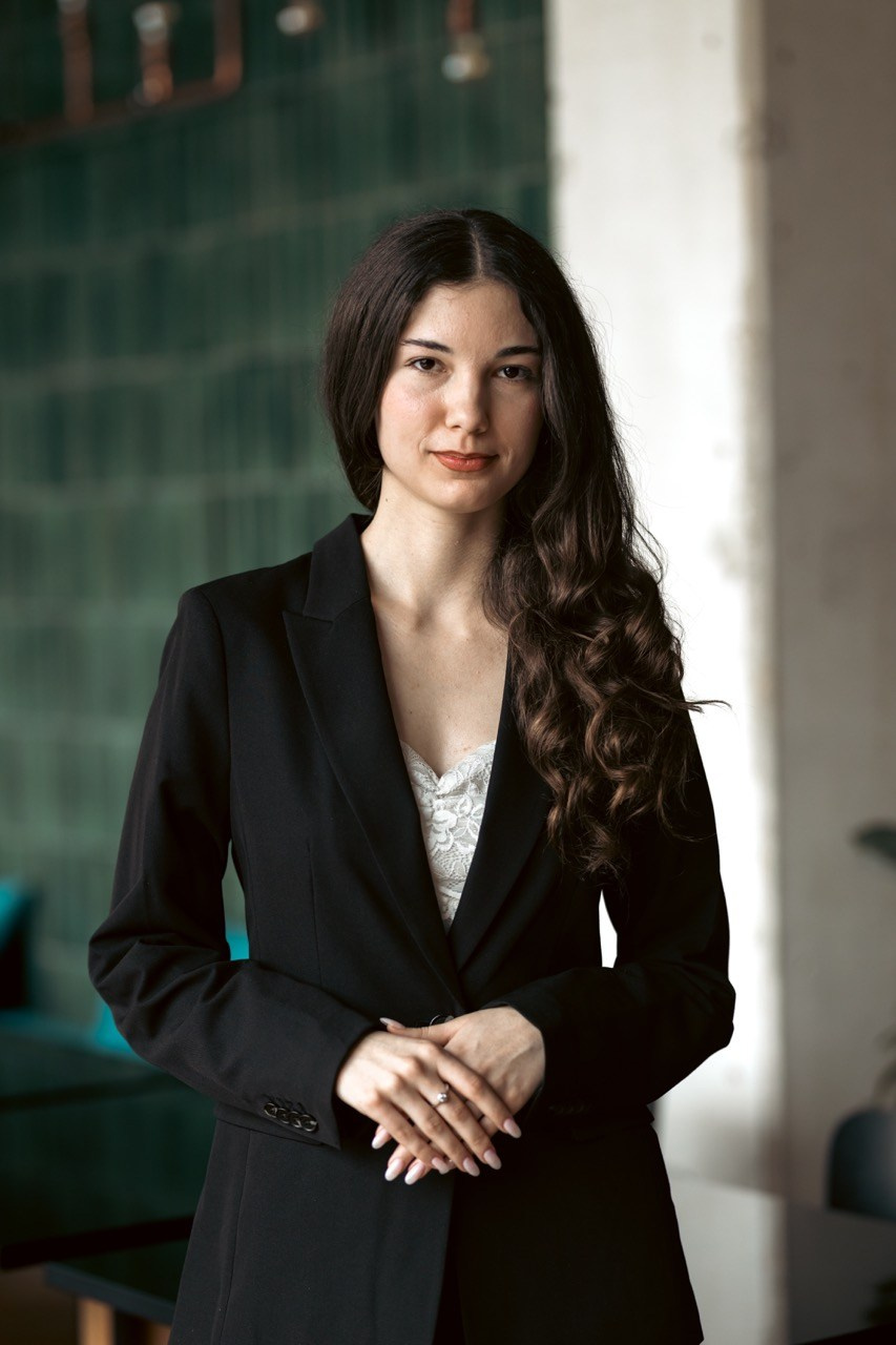 Dana Lišková - Portrétní a brandová fotografka Praha - Byznys portrét Praha - Brandové foto praha - Byznys a korporátní portrét Praha - Firemní focení Praha