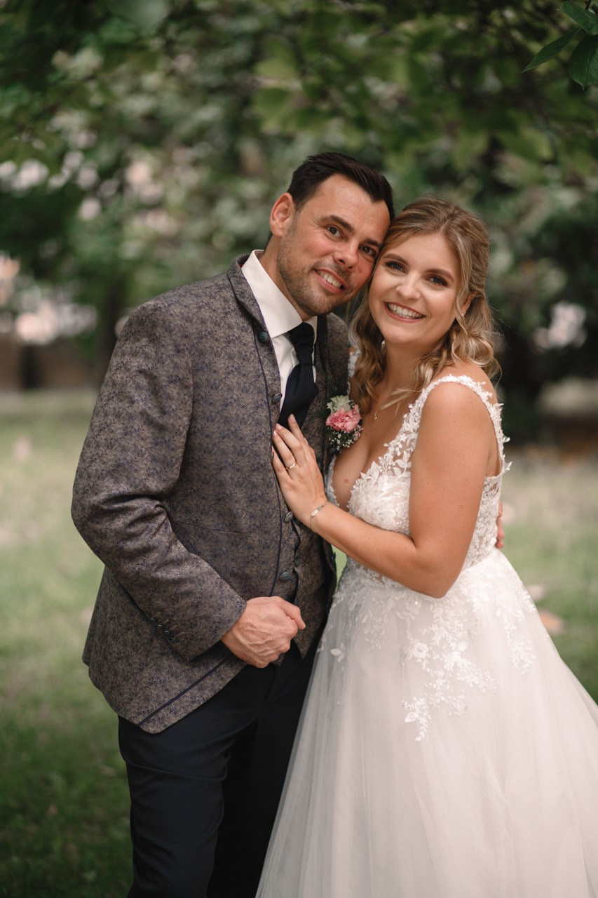 Kirchliche Hochzeit Rheinterrassen Karlsruhe – Noelia & Timo | Hochzeitsfotograf & Videograf