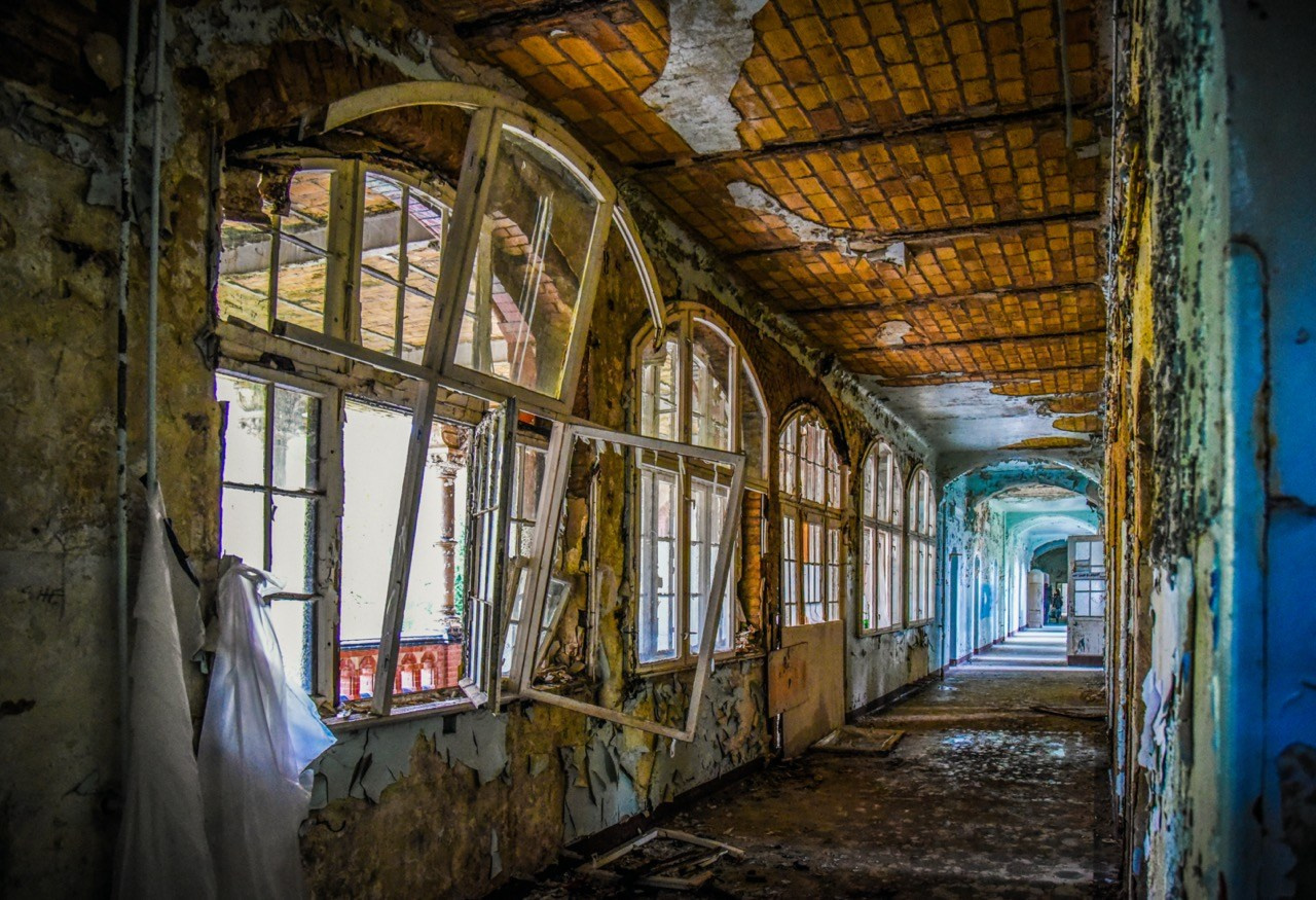 Aesthetic of Chaos. Katerina Kiper Photography